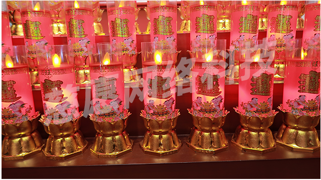 慈愿智能電子蠟燭臺(tái):針對(duì)明火蠟燭危害,提供科學(xué)生態(tài)的智慧寺院解決方案 慈愿智能電子蠟燭臺(tái):針對(duì)明火蠟燭危害,提供科學(xué)生態(tài)的智慧寺院解決方案